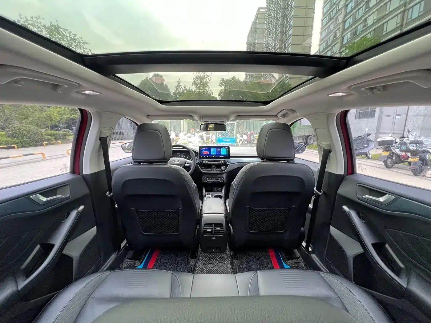 2020 Ford Focus Active EcoBoost 180 Automatic Sport Edition — миниатюра 5