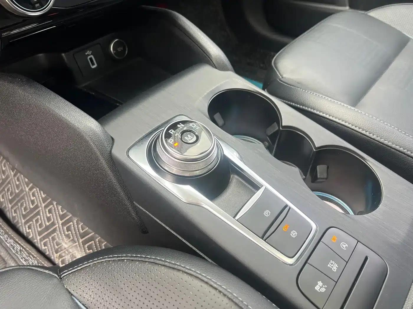 2020 Ford Focus Active EcoBoost 180 Automatic Sport Edition — миниатюра 8