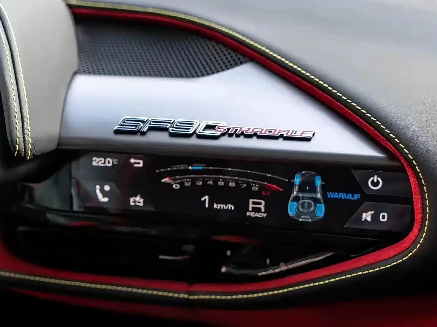 SF90 2020 3.9T V8 Stradale — миниатюра 6