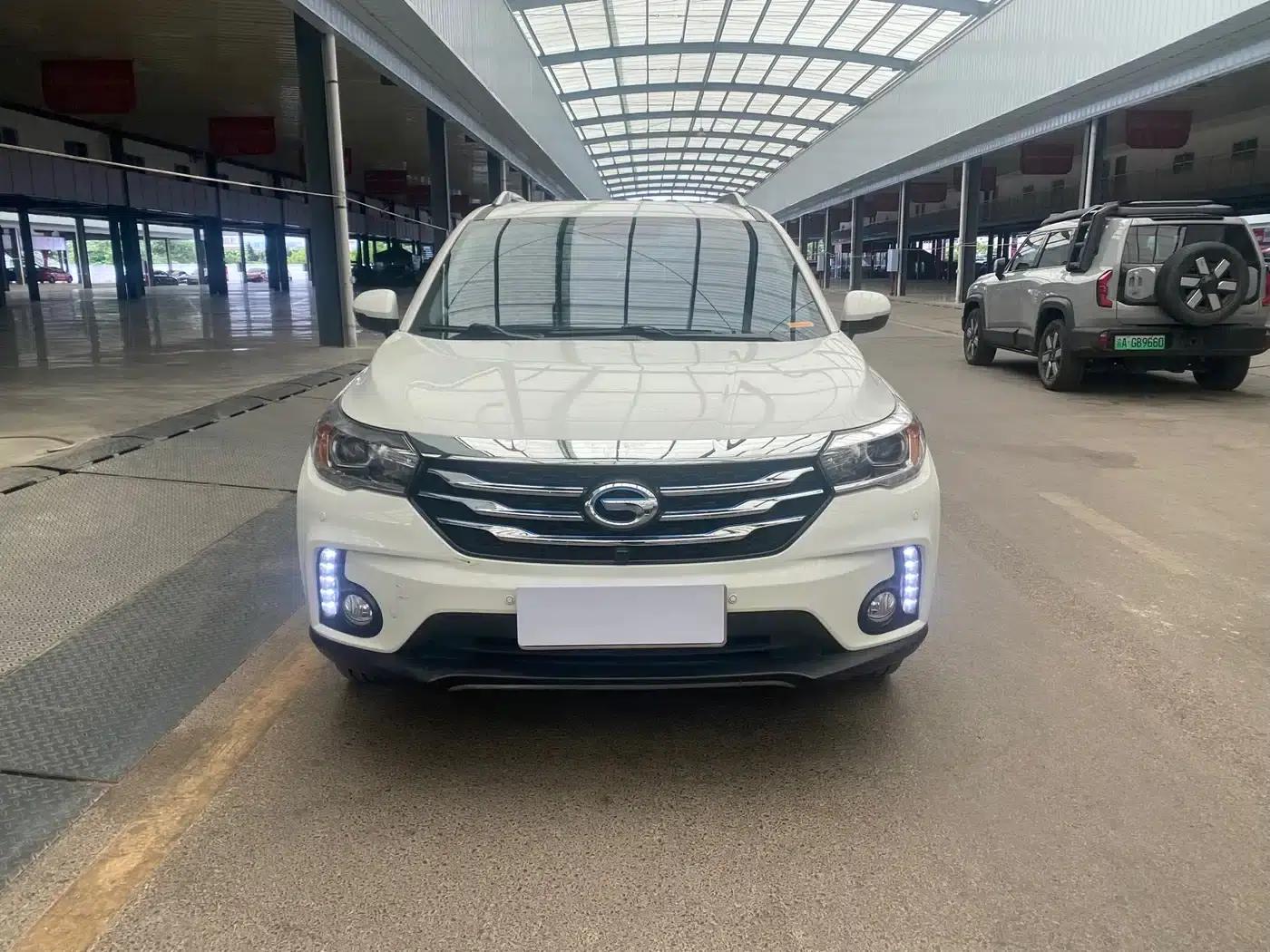 Trumpchi GS4 New Energy 2017 1.5L PHEV Premium Edition — миниатюра 2