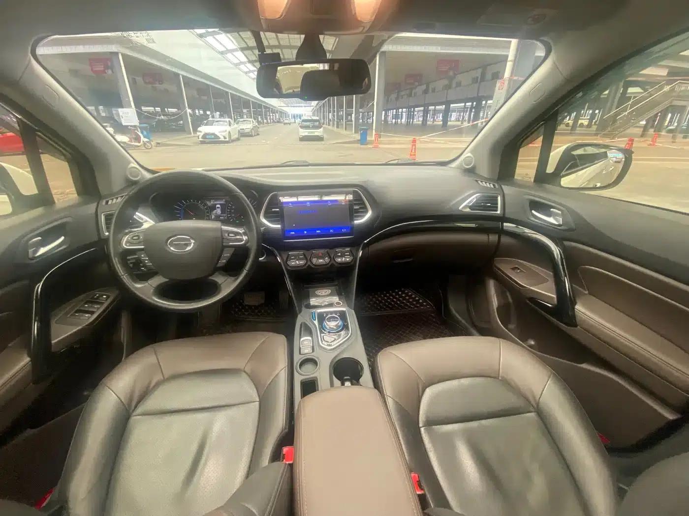 Trumpchi GS4 New Energy 2017 1.5L PHEV Premium Edition — миниатюра 13