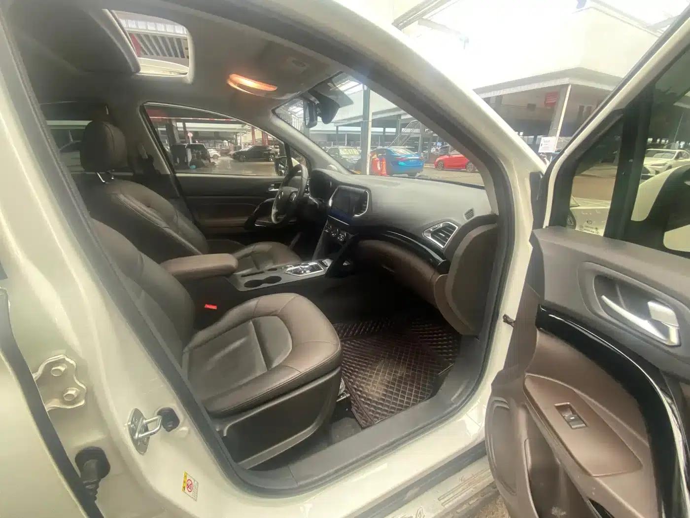 Trumpchi GS4 New Energy 2017 1.5L PHEV Premium Edition — миниатюра 4