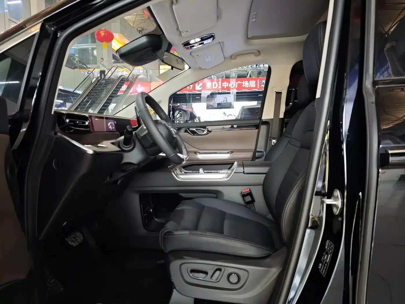Trumpchi E8 2024 Glory Series 2.0L Glory Edition — миниатюра 5