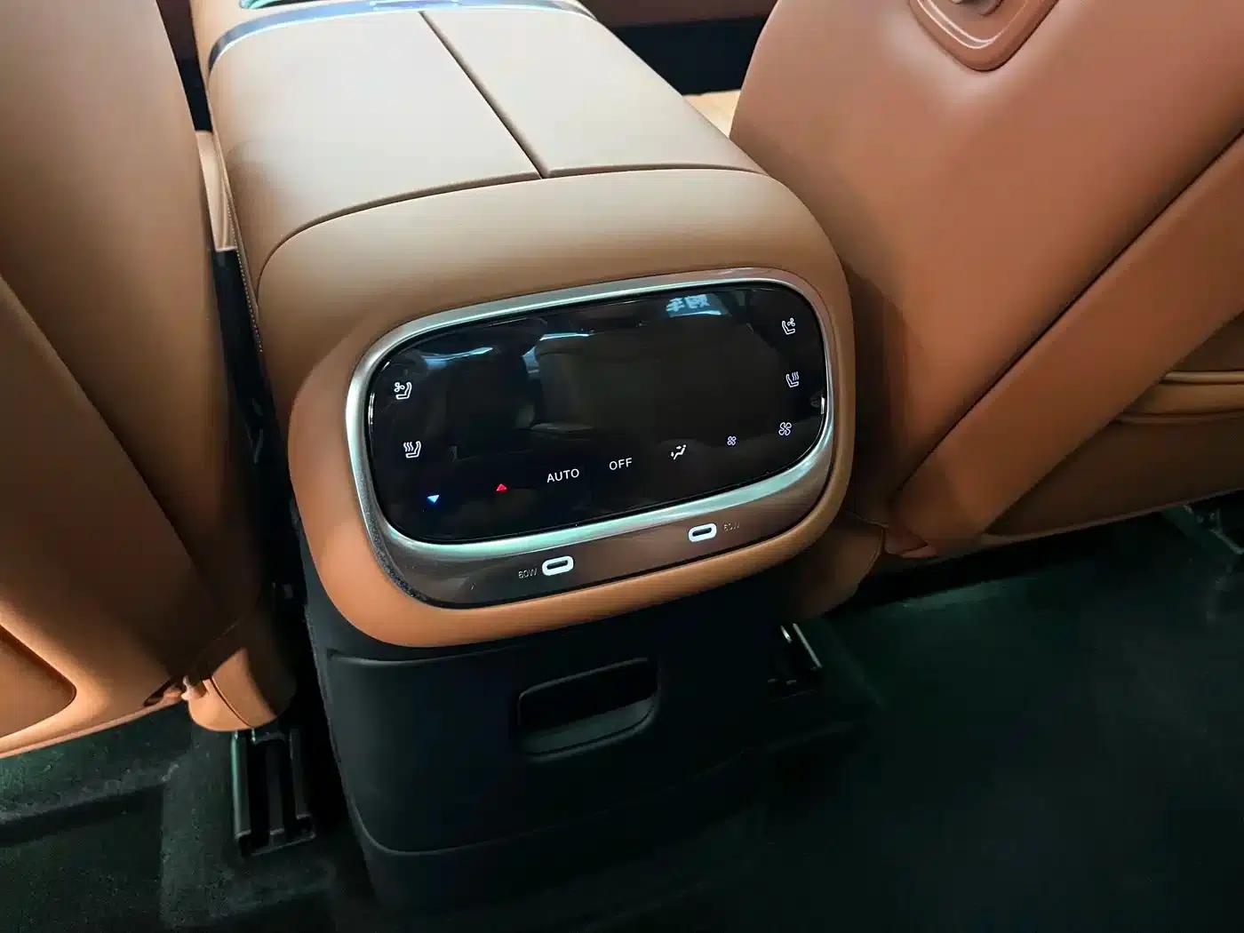 Trumpchi S9 2025 Model, Qiankun Ultra 6-Seater — миниатюра 12