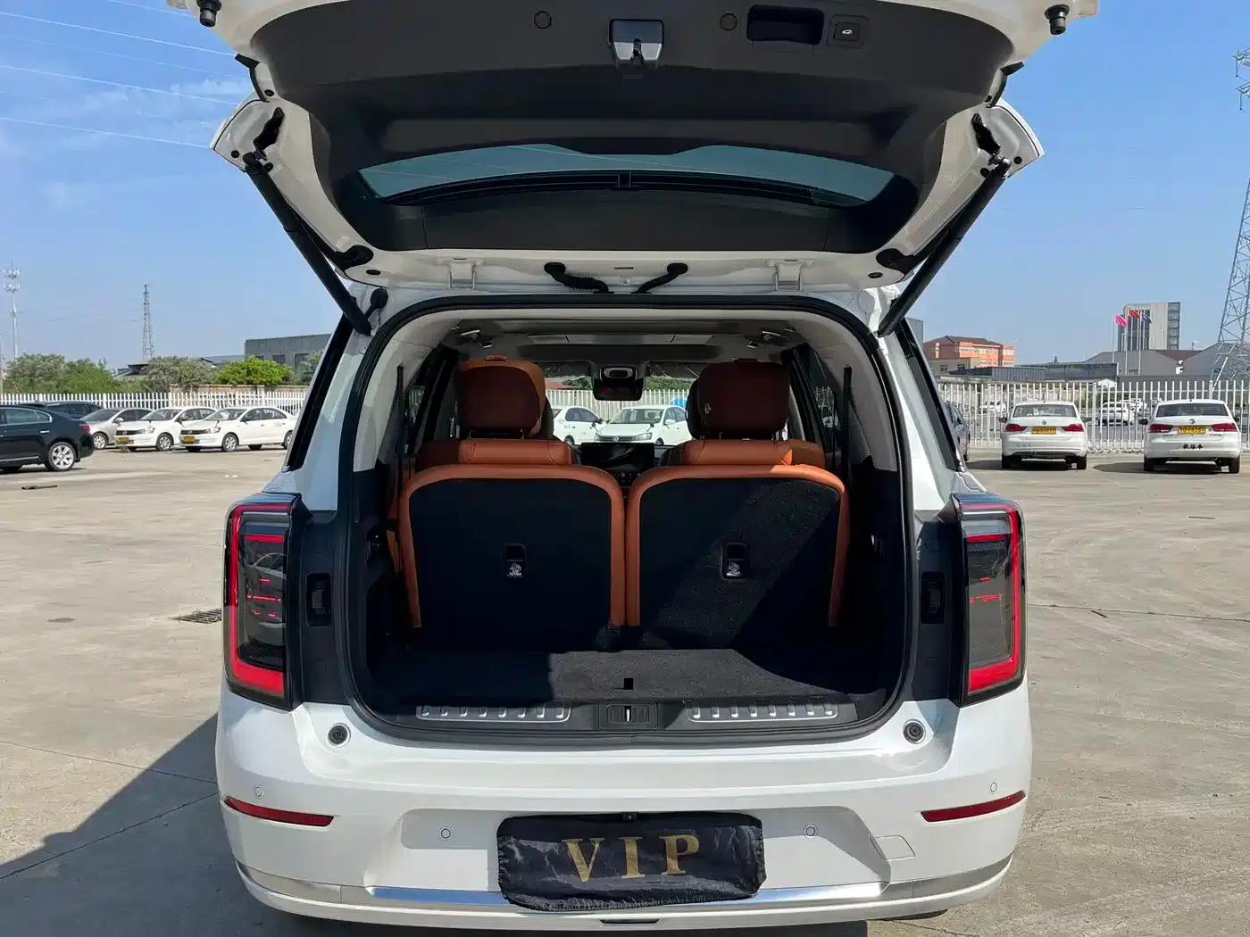 Trumpchi S9 2025 Model, Qiankun Ultra 6-Seater — миниатюра 27