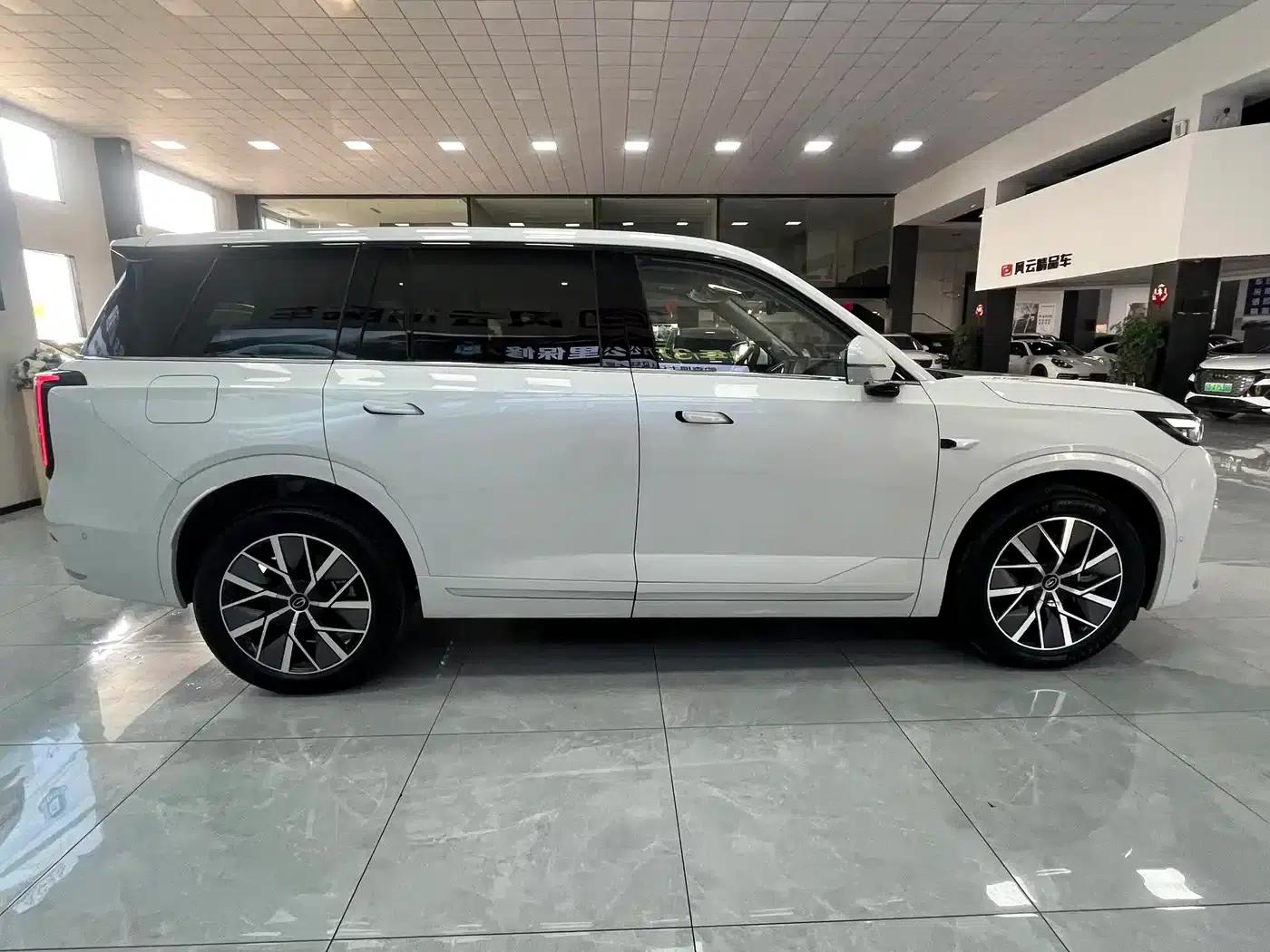 Trumpchi S9 2025 Model, Qiankun Ultra 6-Seater — миниатюра 6