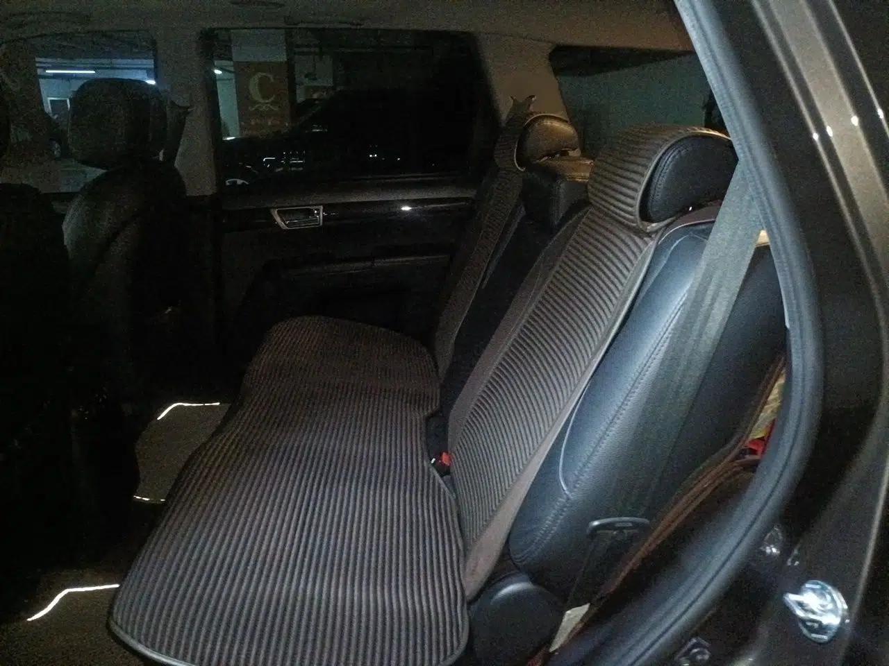 Kia Borrego 2013 3.8L Luxury Edition China V standard — миниатюра 18