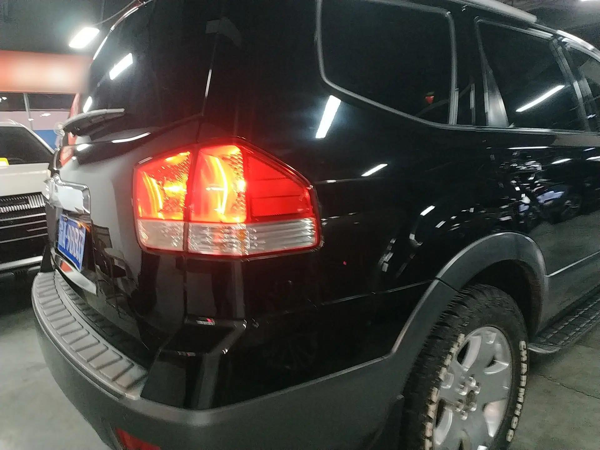 Kia Borrego 2013 3.8L Luxury Edition China V standard — миниатюра 8