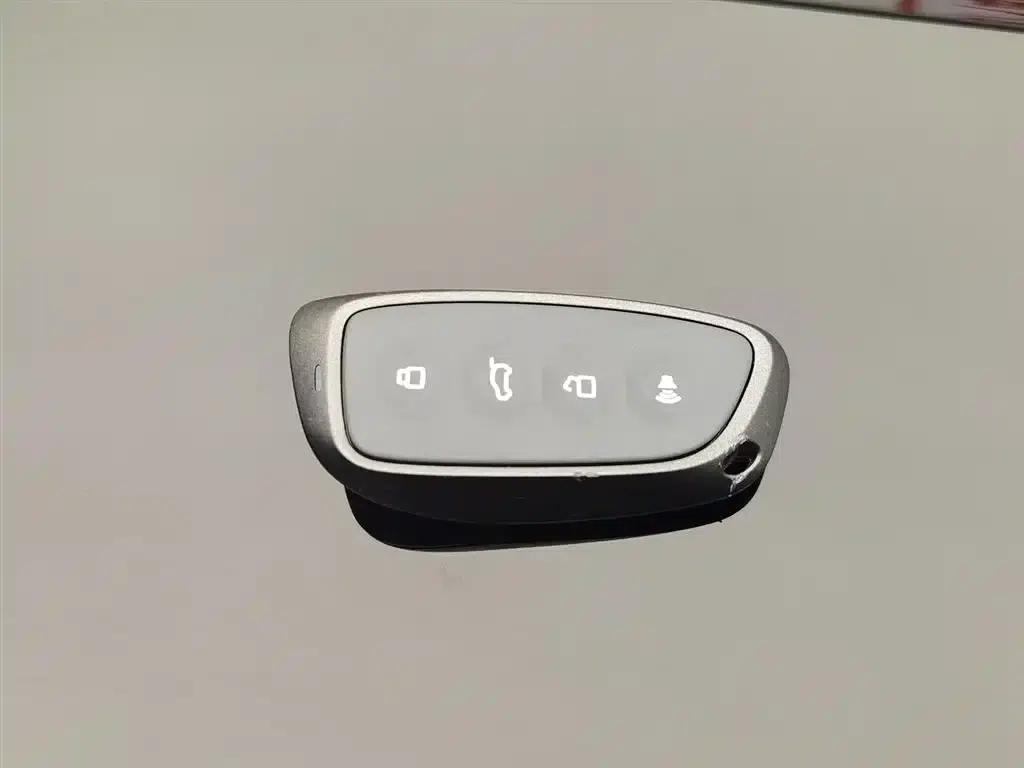 Haval Cool Dog 2022 1.5T DCT 2WD Trendy Edition — миниатюра 19