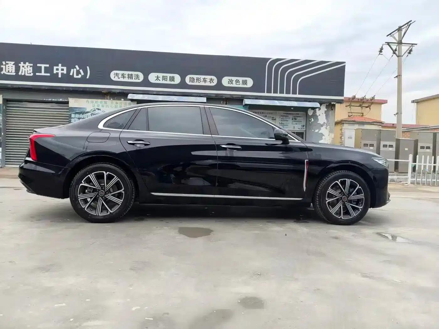 Hongqi H5 PHEV 2025 130 Super Hybrid Edition — миниатюра 4