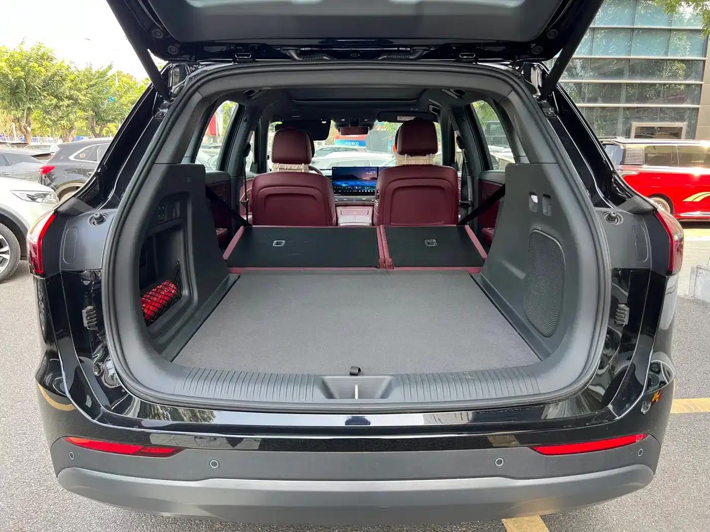 Hongqi HS6 PHEV 2026 Model 240 Intelligent Hybrid — миниатюра 12