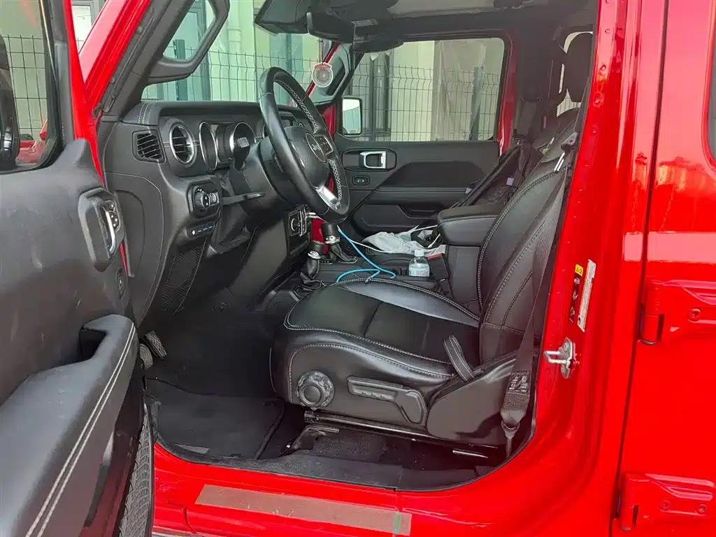 Jeep Wrangler New Energy 2021 Model 4-Door 2.0T 4xe Sahara — миниатюра 4