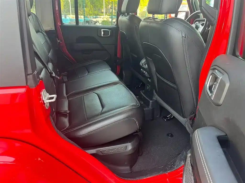 Jeep Wrangler New Energy 2021 Model 4-Door 2.0T 4xe Sahara — миниатюра 5