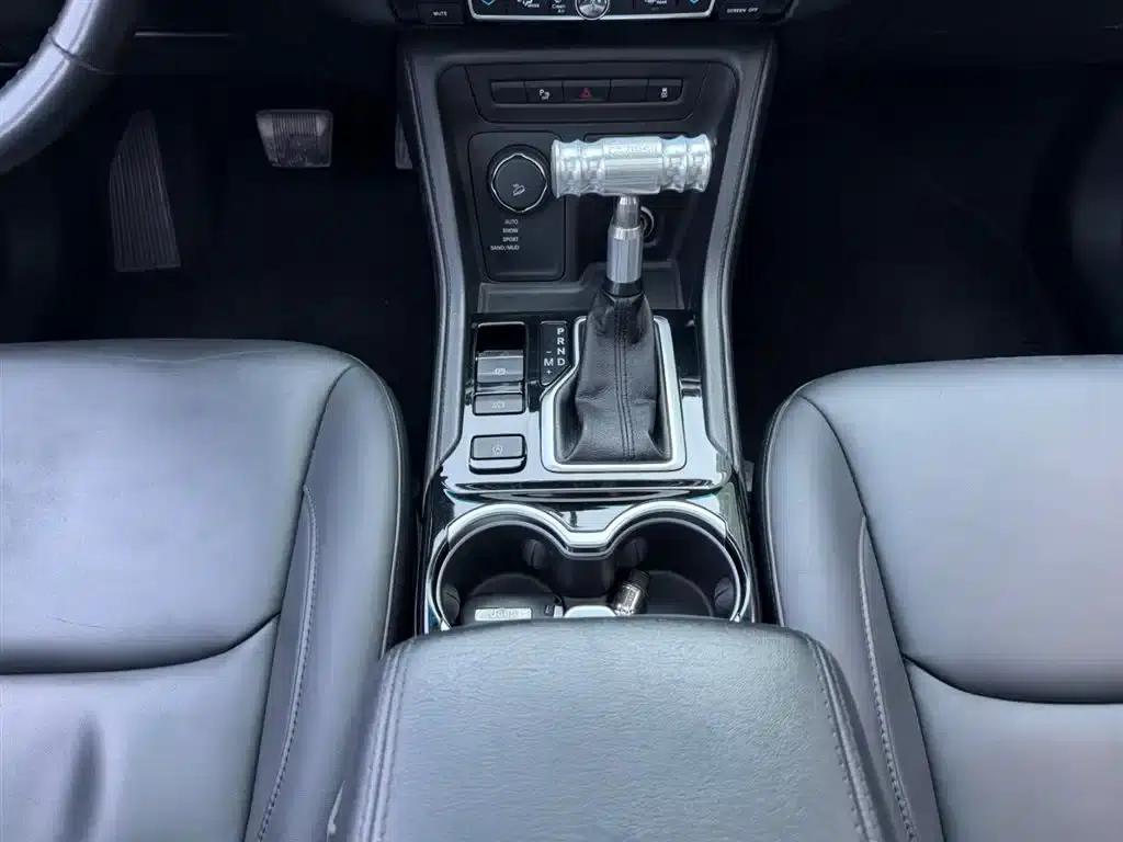 Commander 2018 2.0T 4WD Premium Edition (National V Emission Standard) — миниатюра 7