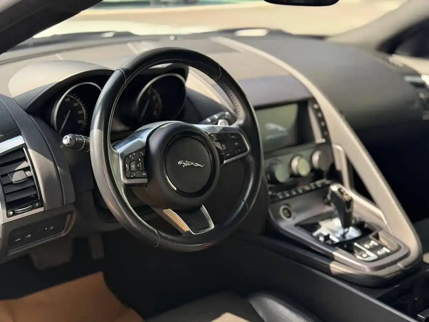 Jaguar F-TYPE 2018 3.0 SC Hardtop — миниатюра 11