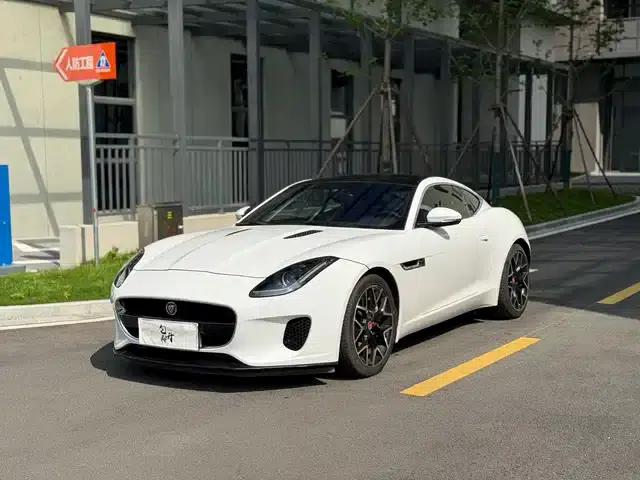 Jaguar F-TYPE 2018 3.0 SC Hardtop