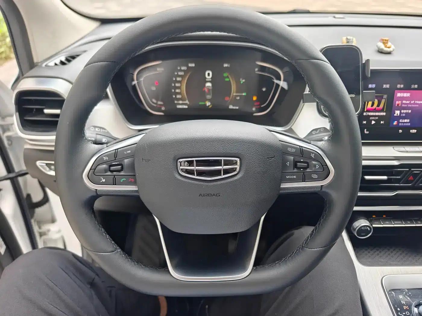 Geely Binyue New Energy 2020 1.5T ePro Super — миниатюра 4