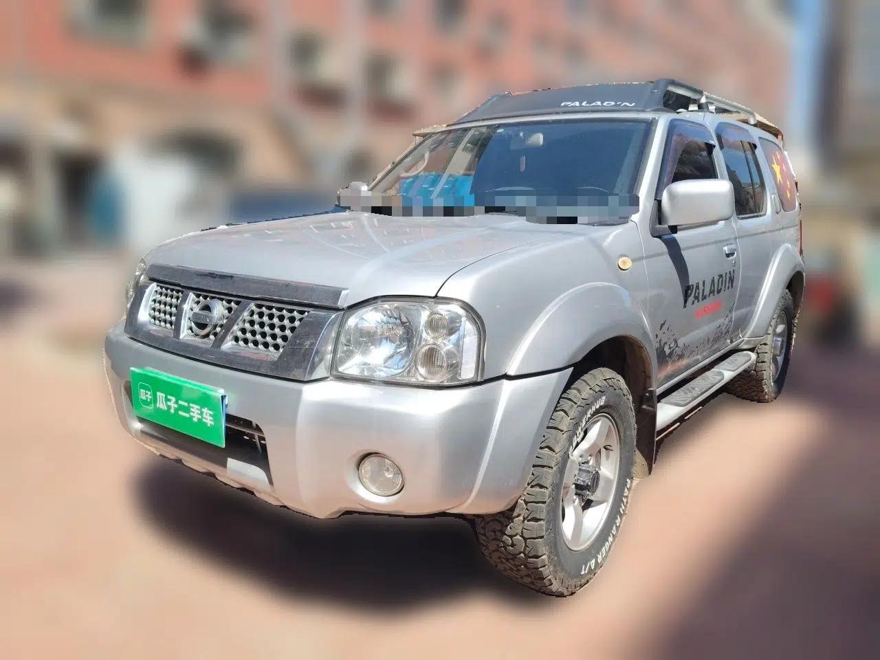 Nissan Paladin 2013 2.4L 4x4 Standard Version China V Standard — миниатюра 1