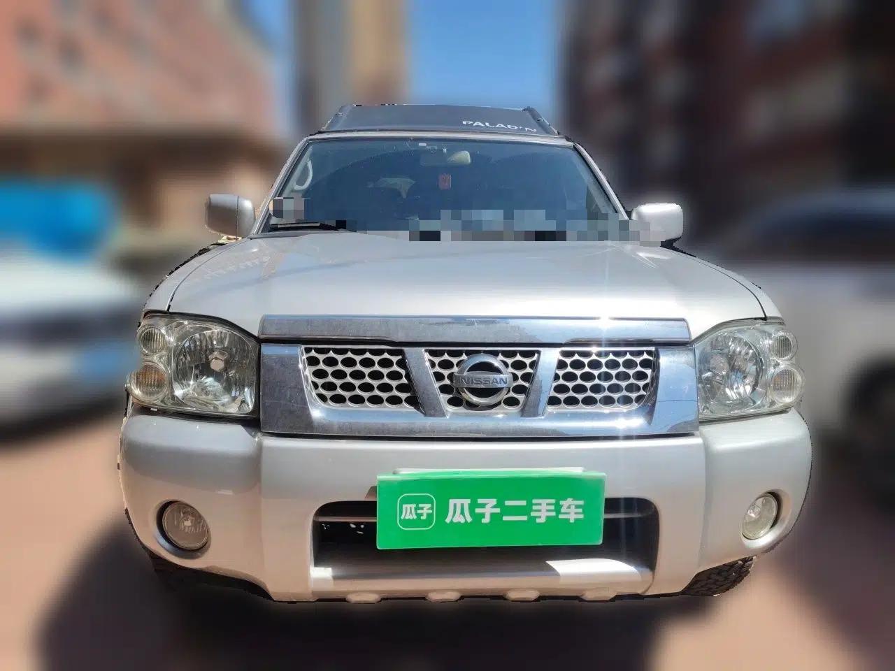 Nissan Paladin 2013 2.4L 4x4 Standard Version China V Standard — миниатюра 2