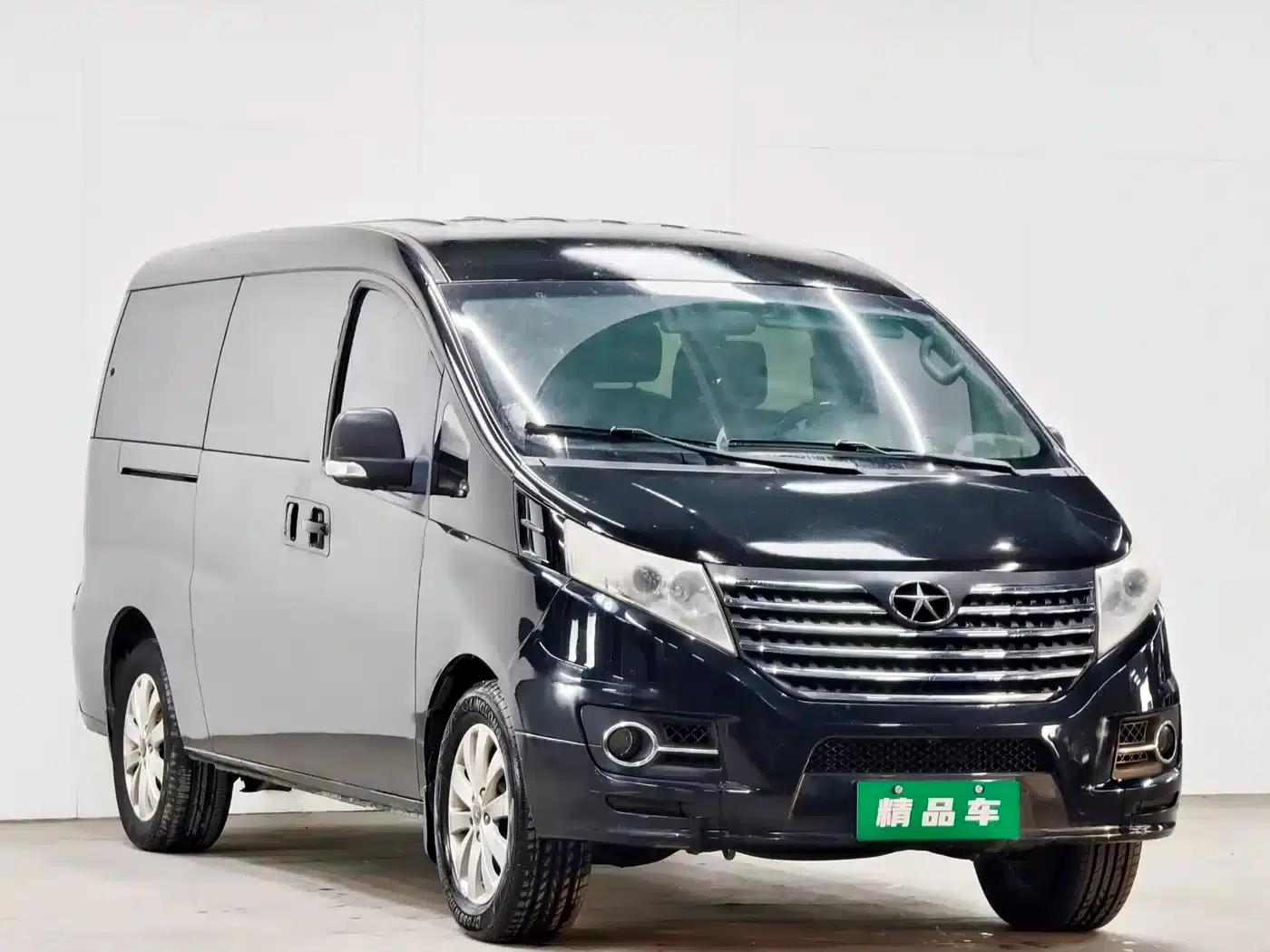 Refine M5 2016 1.9T Diesel Manual Business Edition — миниатюра 3