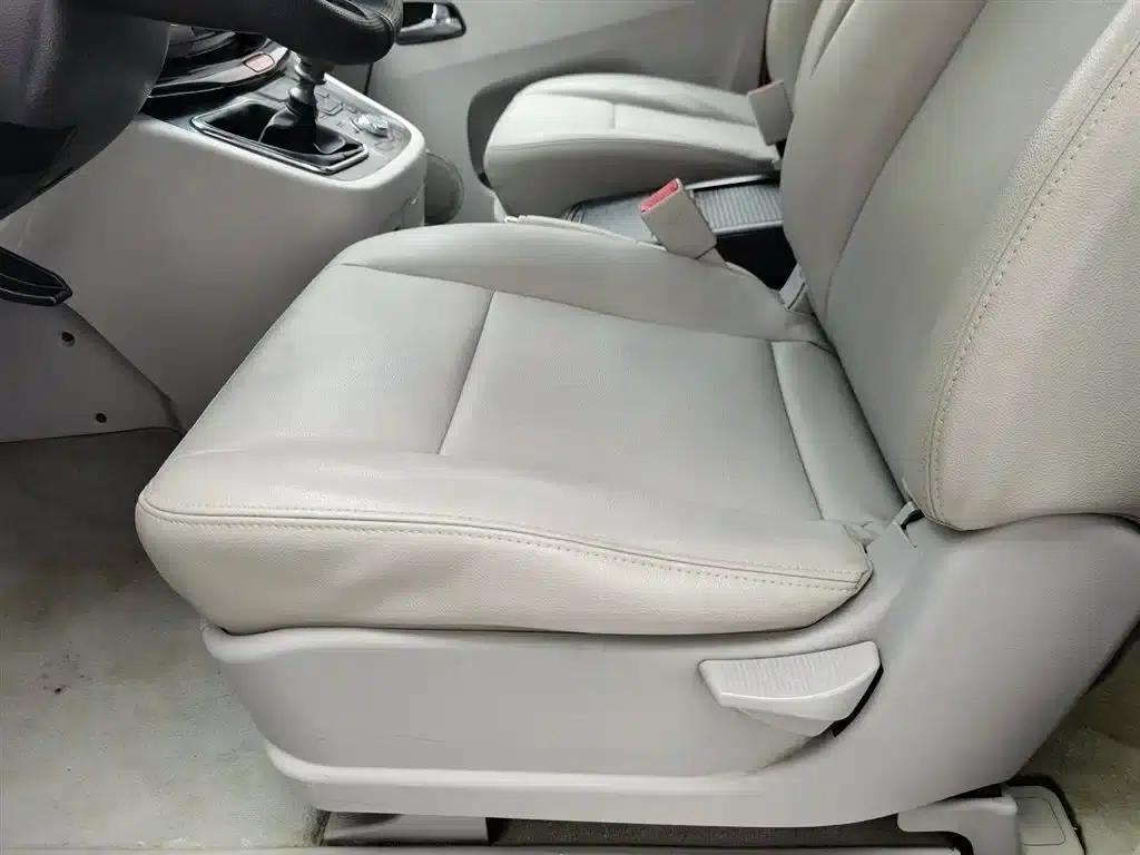 Refine M5 2014 Colorful Travel 2.0T Gasoline Manual Business Edition — миниатюра 20