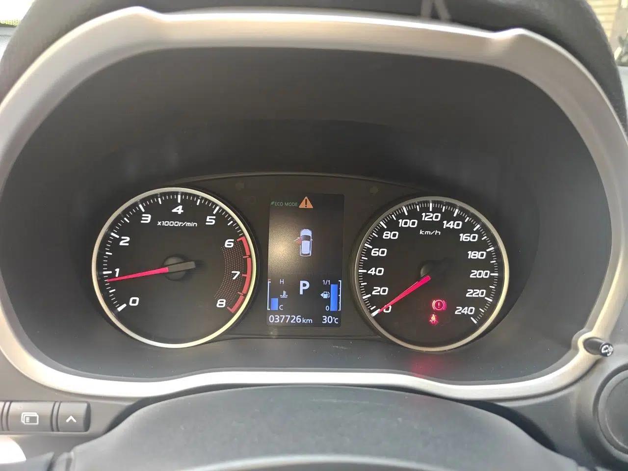 Mitsubishi Eclipse Cross 2019 1.5T CVT Two-Wheel Drive Fearless Edition China V Standard — миниатюра 12