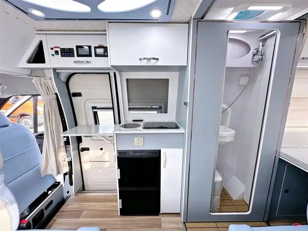 Jiangling Fushun Type B Motorhome, 2026 Model, 2.0T Automatic — миниатюра 13