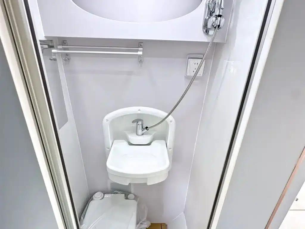Jiangling Fushun Type B Motorhome, 2026 Model, 2.0T Automatic — миниатюра 14