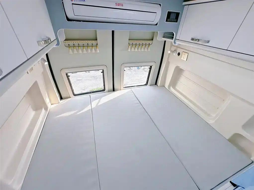 Jiangling Fushun Type B Motorhome, 2026 Model, 2.0T Automatic — миниатюра 17