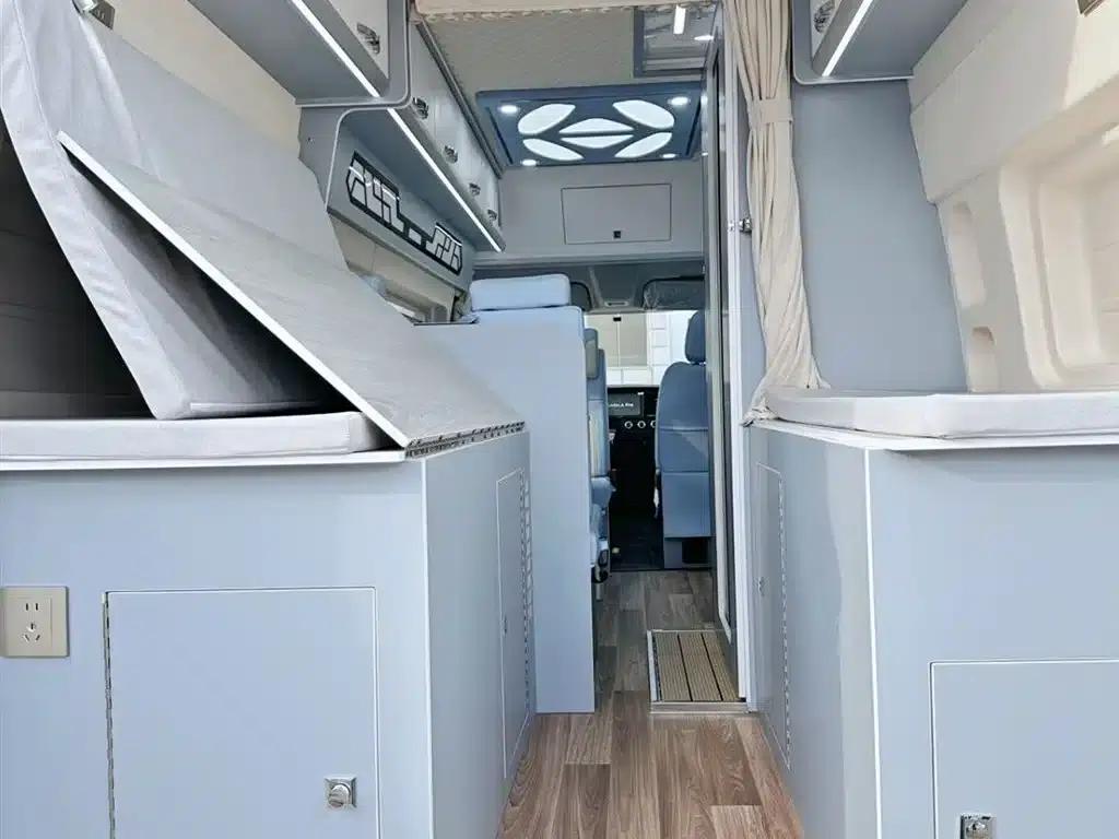 Jiangling Fushun Type B Motorhome, 2026 Model, 2.0T Automatic — миниатюра 20