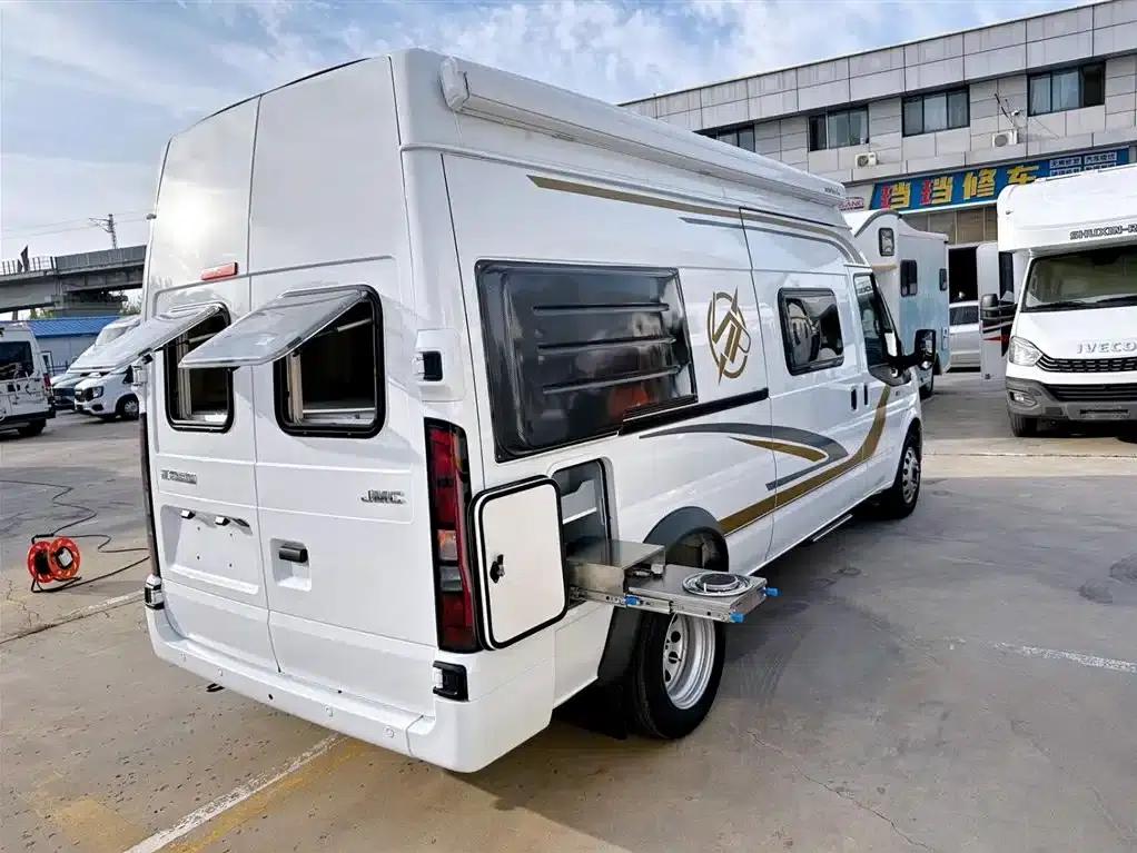 Jiangling Fushun Type B Motorhome, 2026 Model, 2.0T Automatic — миниатюра 4