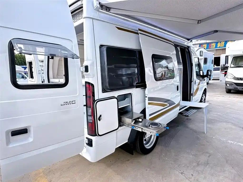 Jiangling Fushun Type B Motorhome, 2026 Model, 2.0T Automatic — миниатюра 5
