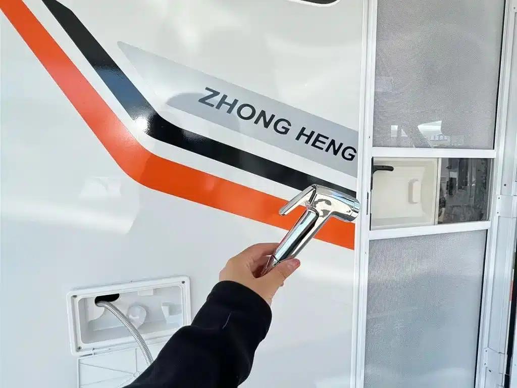 Jiangling Fushun C-type motorhome with large roof, 2026 model, 2.0T automatic. — миниатюра 5