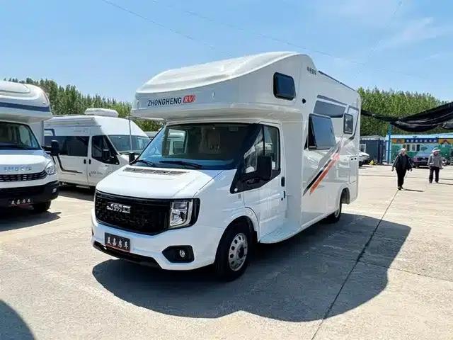 Jiangling Fushun C-type motorhome with large roof, 2026 model, 2.0T automatic.
