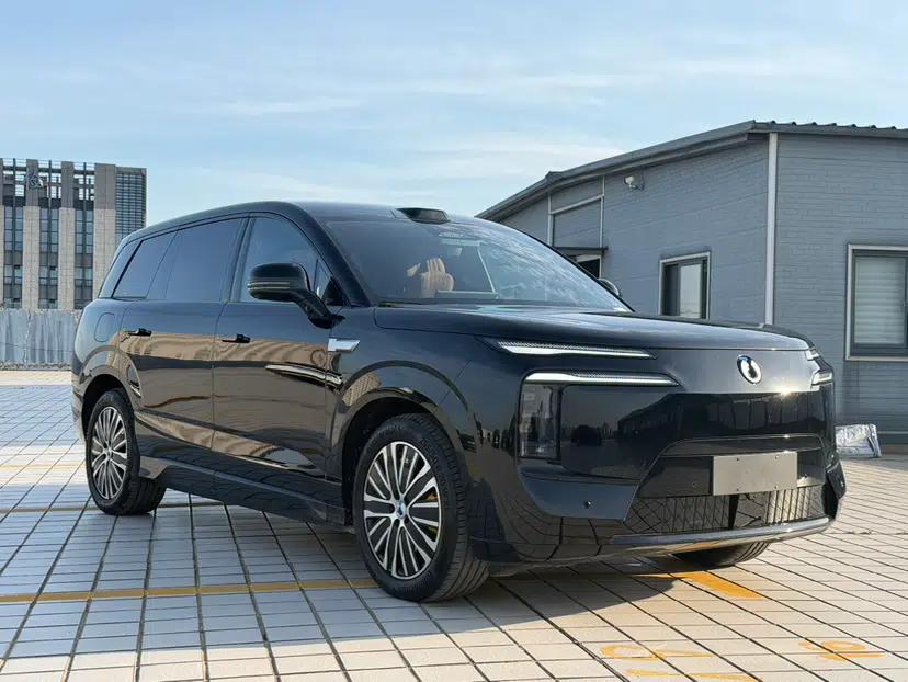 Denza N8L 2025 Model Zunrong Model — миниатюра 11