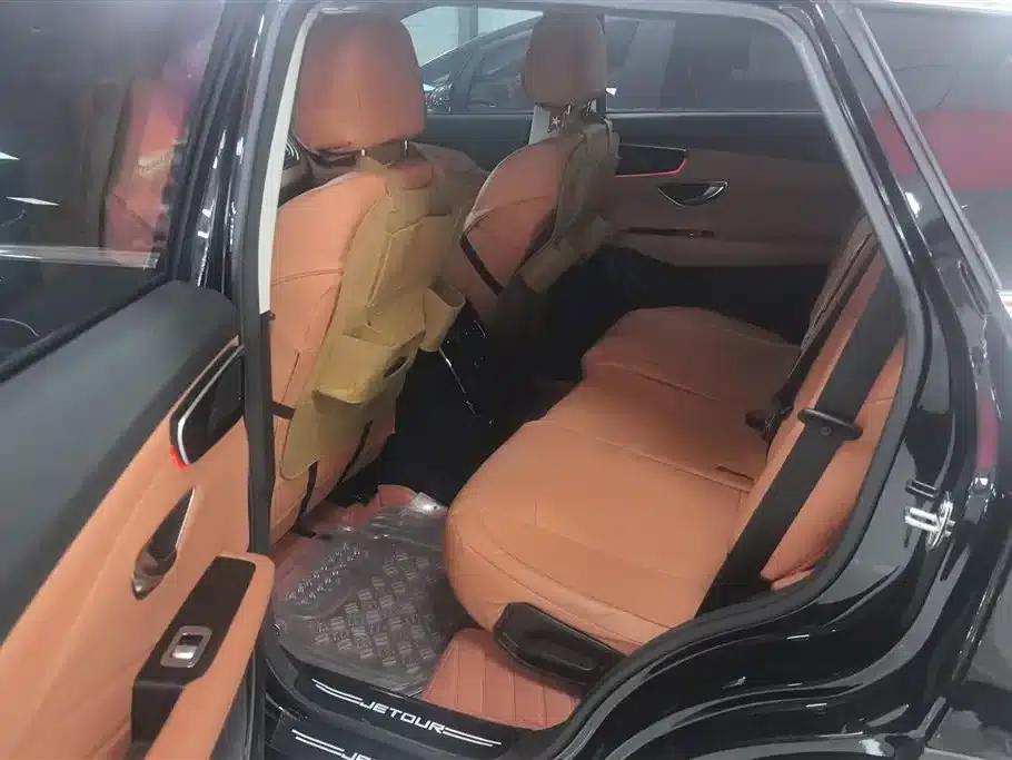 Jetour Mountain & Sea L7 2025 1.5T 120km Enjoy Edition 7-seater — миниатюра 11