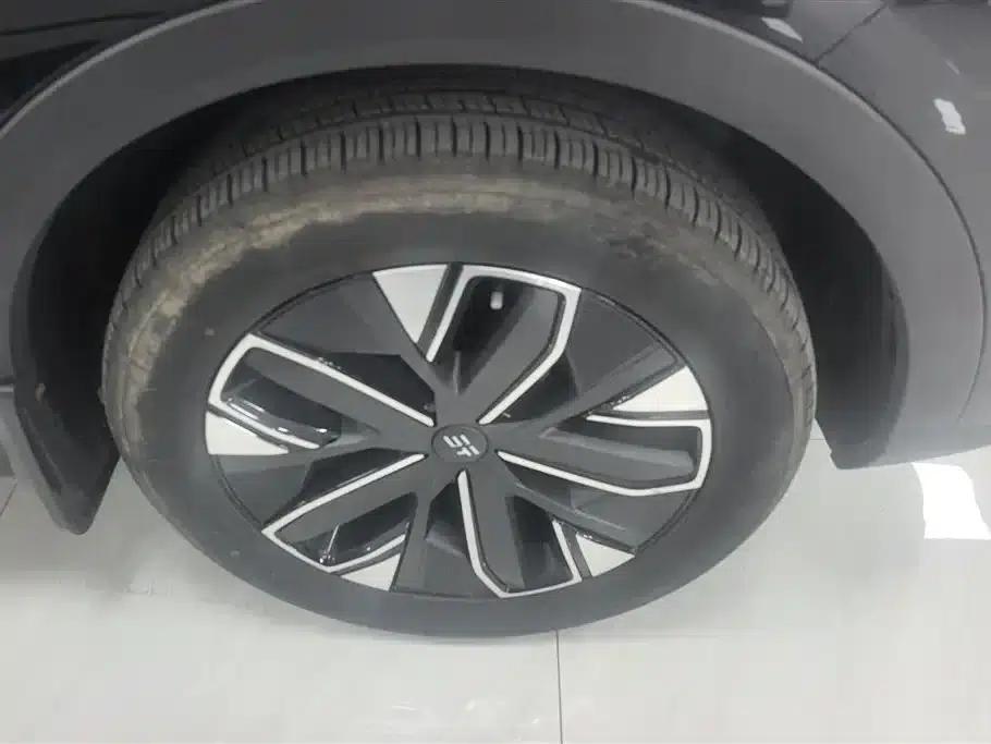 Jetour Mountain & Sea L7 2025 1.5T 120km Enjoy Edition 7-seater — миниатюра 6
