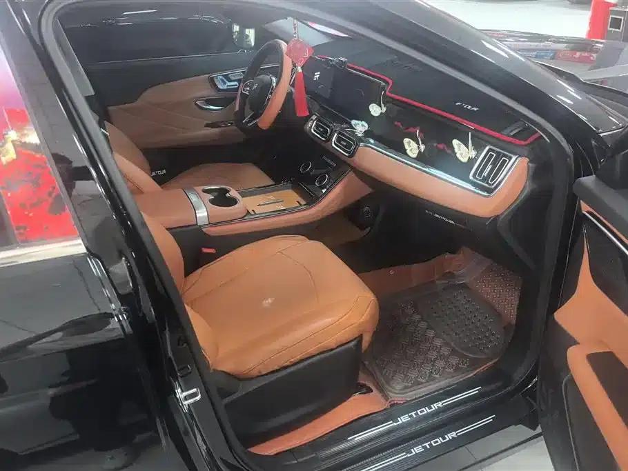 Jetour Mountain & Sea L7 2025 1.5T 120km Enjoy Edition 7-seater — миниатюра 8