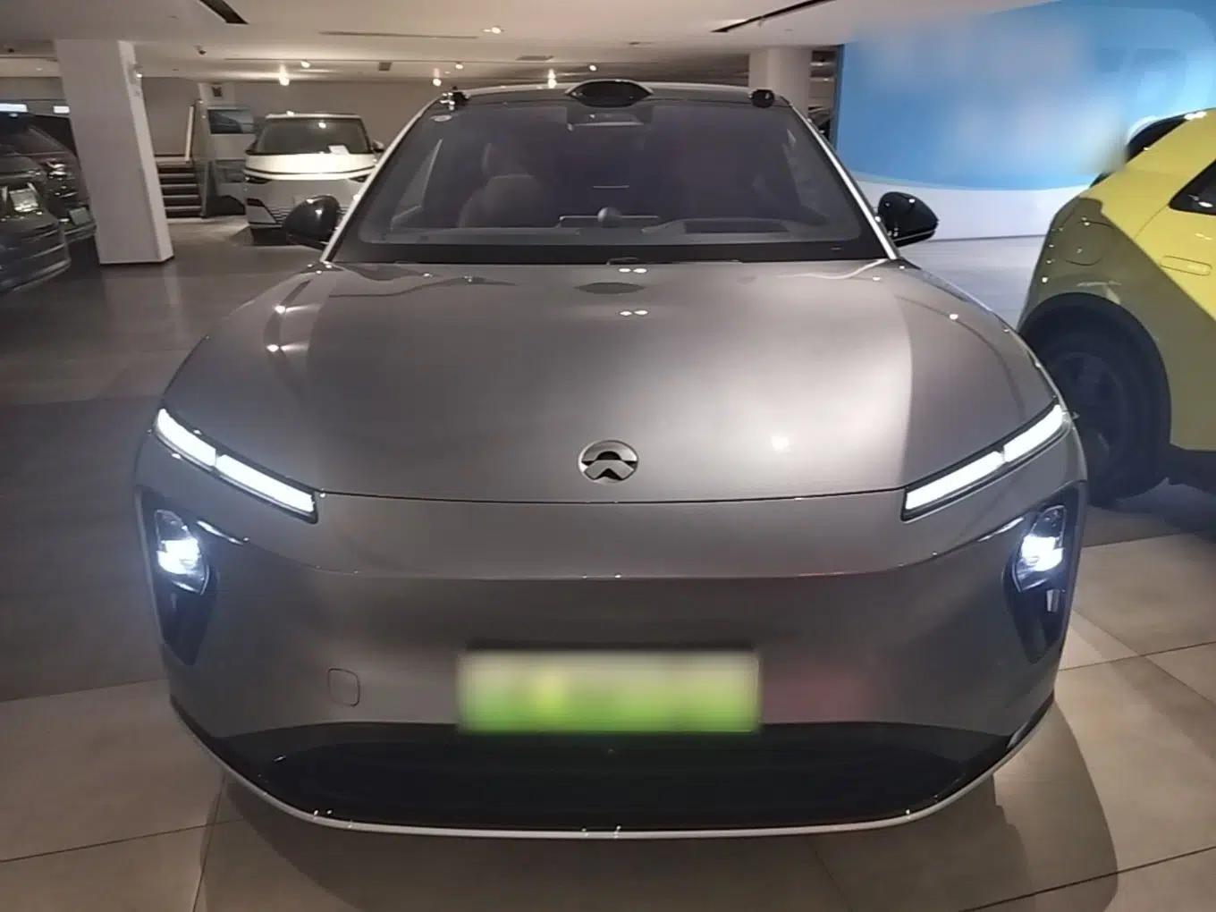 Nio ET9 2025 100kWh Signature Edition — миниатюра 2