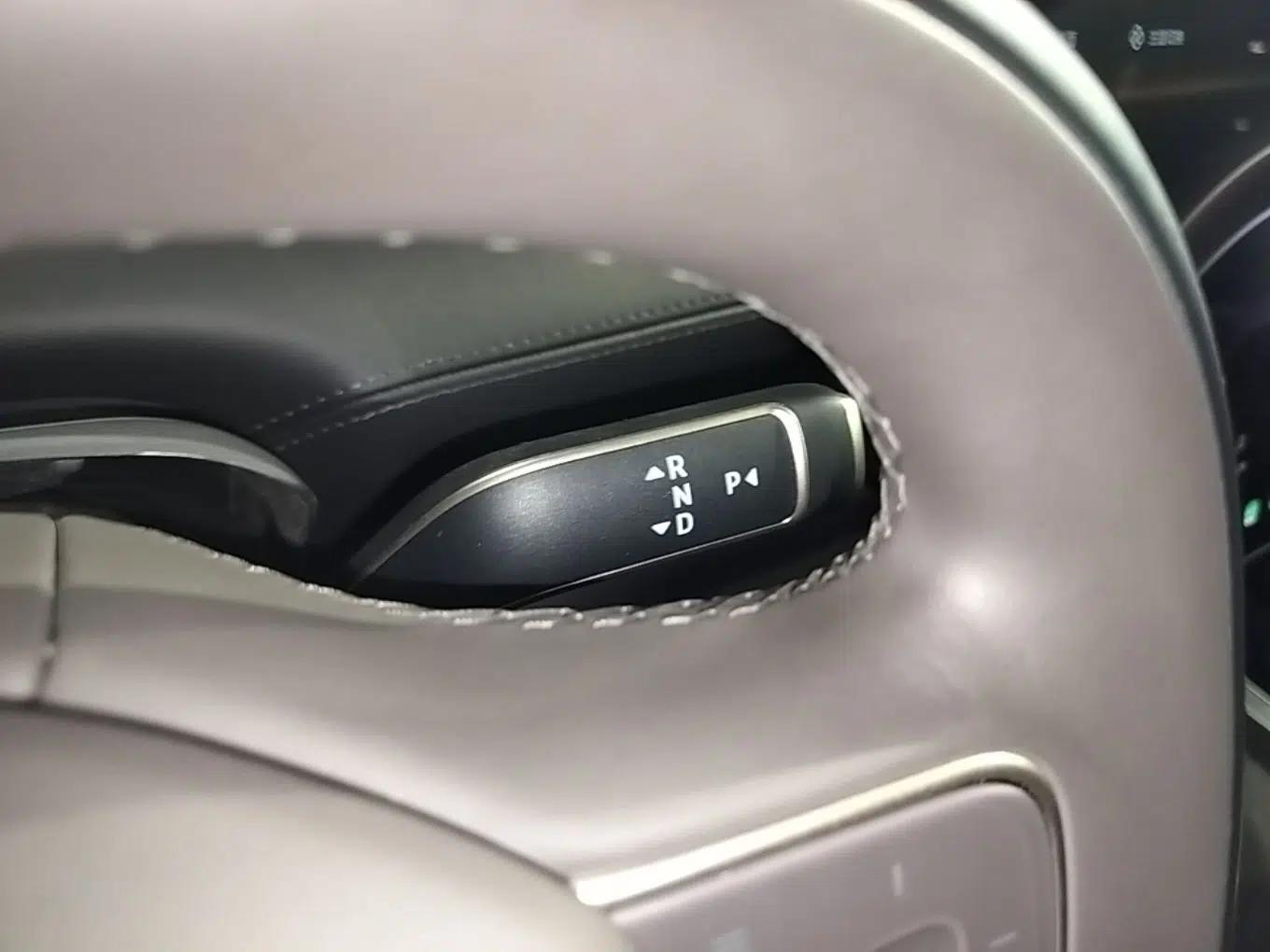 Nio ET9 2025 100kWh Signature Edition — миниатюра 17
