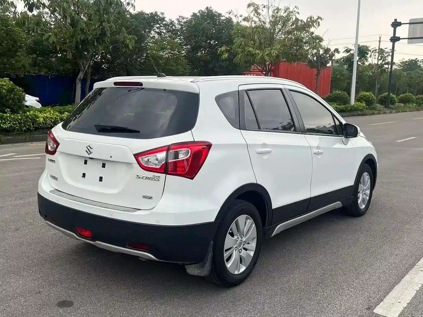 2014 Vitara 1.6L Manual 2WD Elite — миниатюра 7