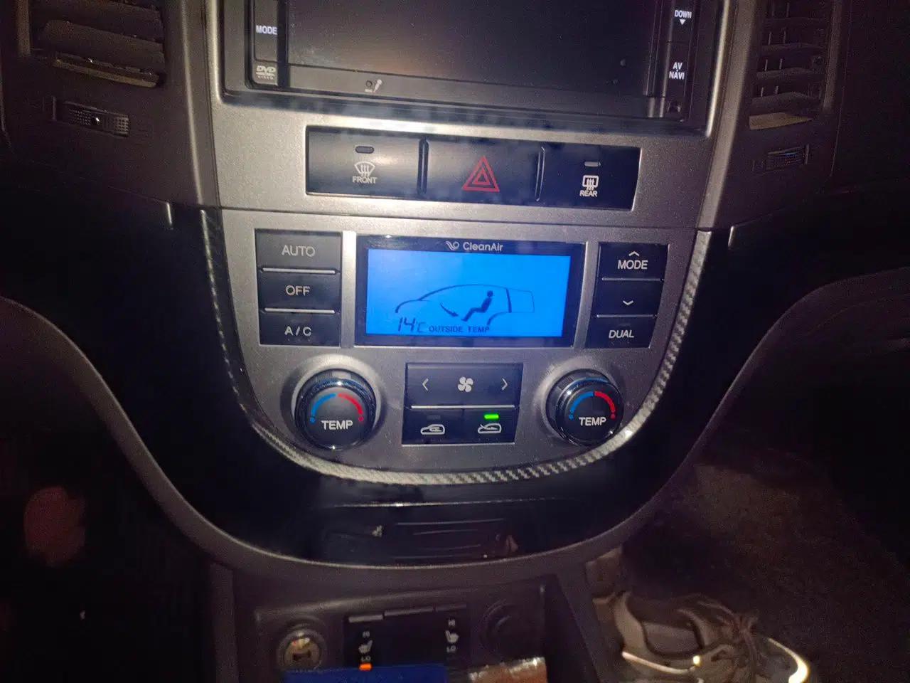 Hyundai Santa Fe Classic 2010 2.4 Ultimate Edition 7-Seater Four-Wheel Drive — миниатюра 14