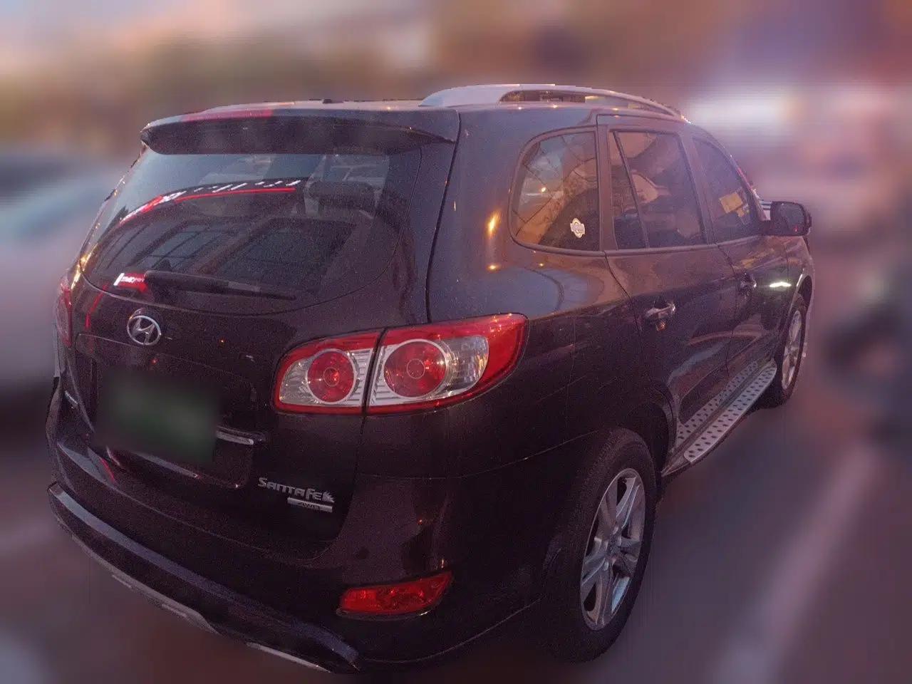 Hyundai Santa Fe Classic 2010 2.4 Ultimate Edition 7-Seater Four-Wheel Drive — миниатюра 6