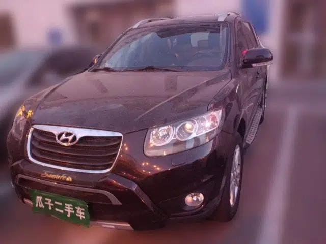 Hyundai Santa Fe Classic 2010 2.4 Ultimate Edition 7-Seater Four-Wheel Drive