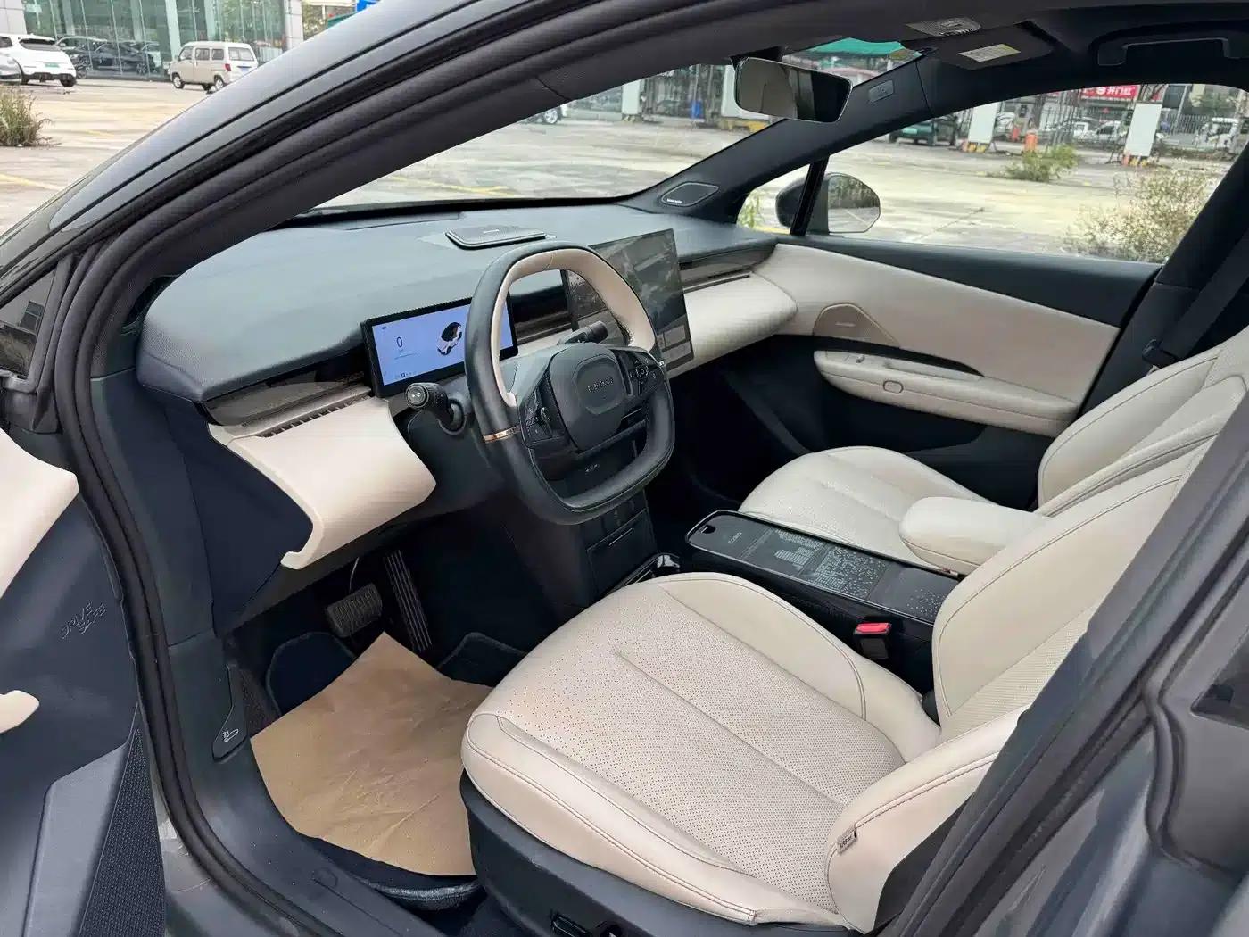Lynk & Co Z20 2025 Model 530km RWD Pro — миниатюра 4