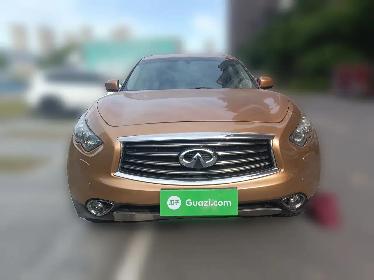 Infiniti QX70 2013 3.7L Standard Edition — миниатюра 2