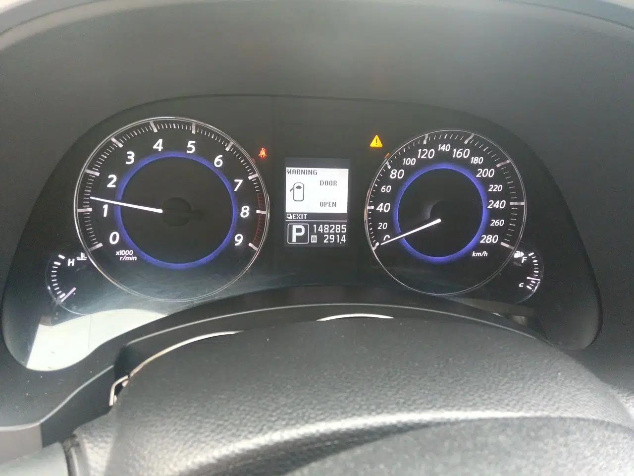 Infiniti QX70 2013 3.7L Standard Edition — миниатюра 13
