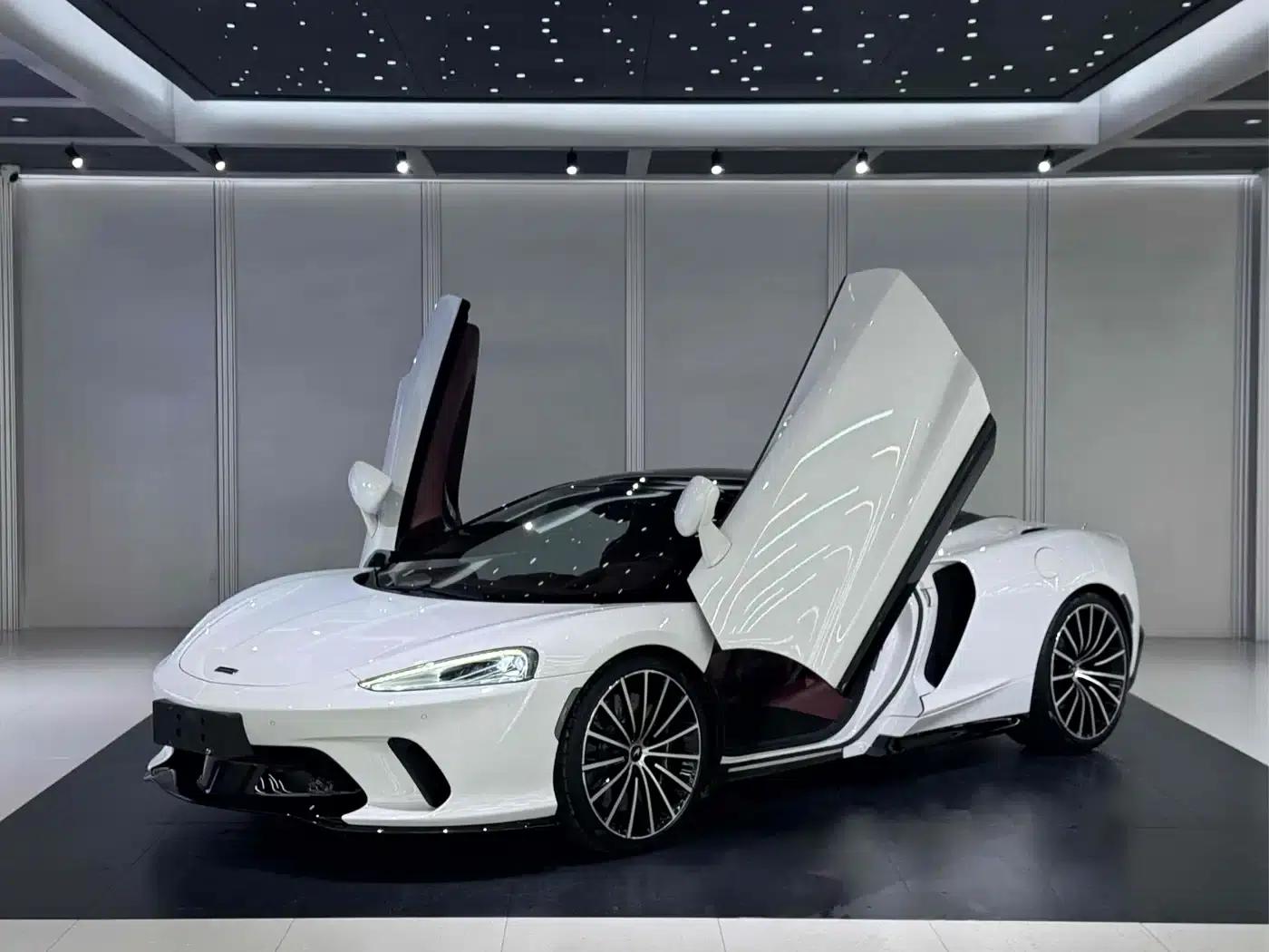 McLaren GT 2023 4.0T Standard Edition — миниатюра 1