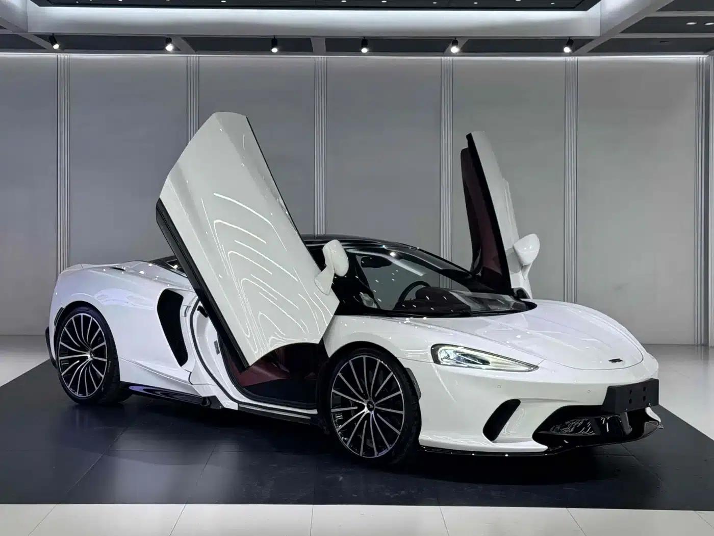 McLaren GT 2023 4.0T Standard Edition — миниатюра 3