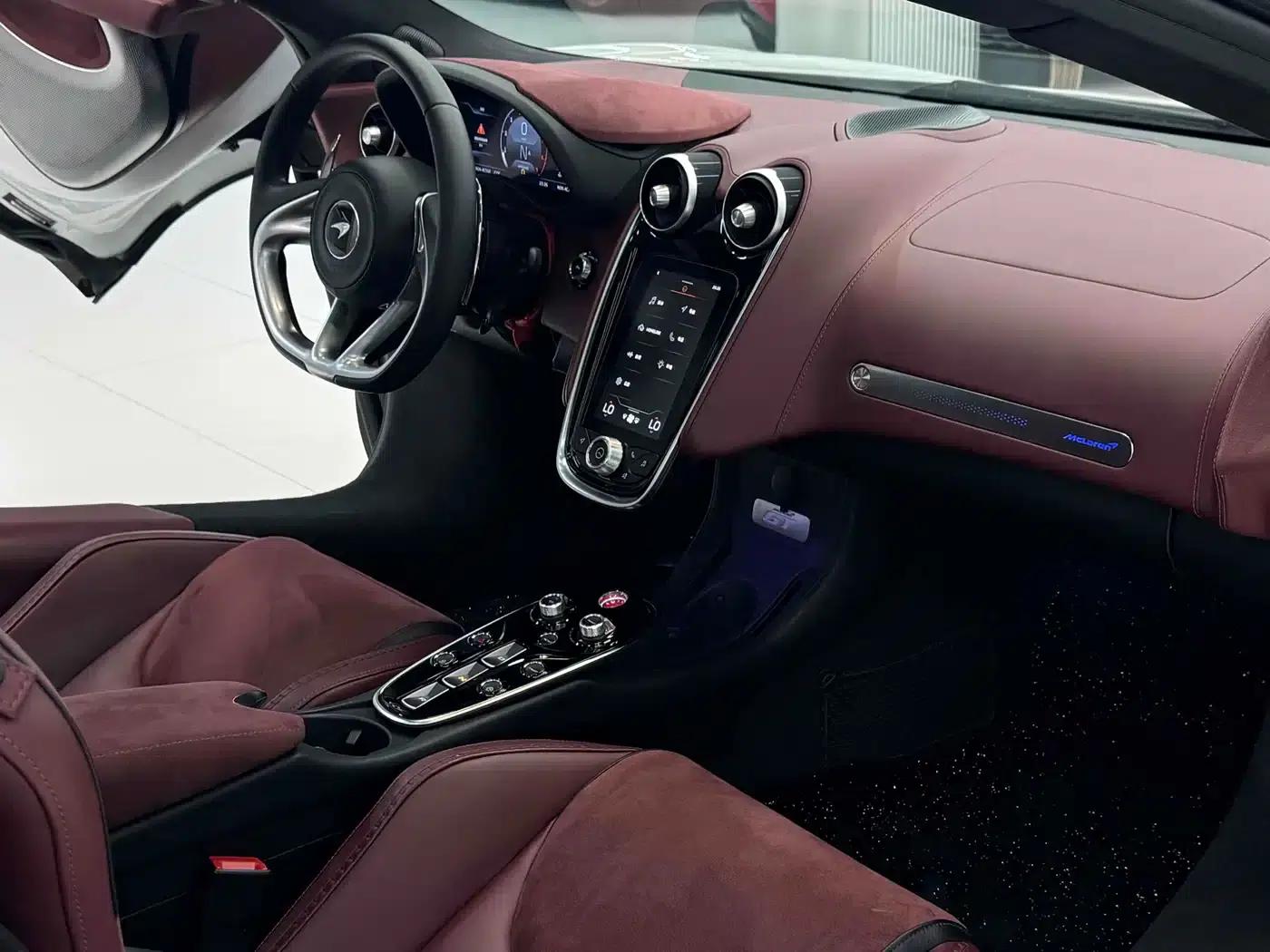 McLaren GT 2023 4.0T Standard Edition — миниатюра 8